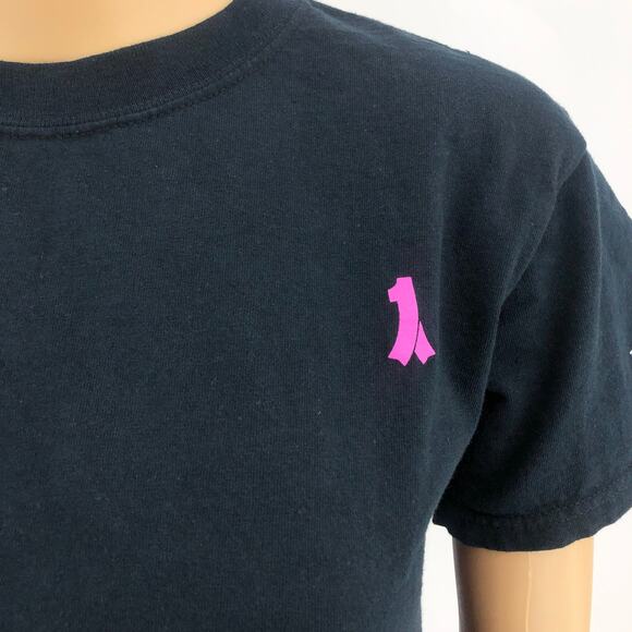 Hewlett-Packard SMALL Black Breast Cancer Awareness Short Sleeve Tee Shirt - Picture 2 of 5
